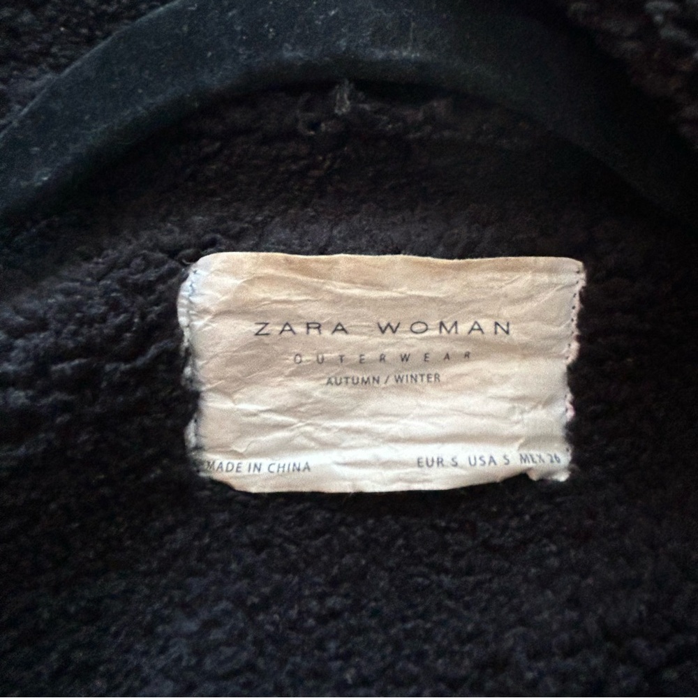 Zara Shearling Zip Up Cropped Jacket with Silver Hardwear - Picture 4 of 9
